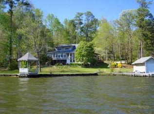 275 Oak Ridge Ln, Titus, AL 36080