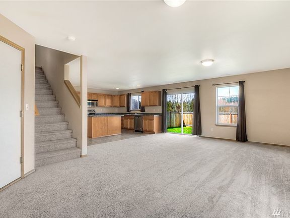 5th image of 18728 94th Avenue Ct E