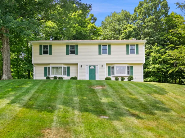 18 Stage Road, Brookfield, CT 06804