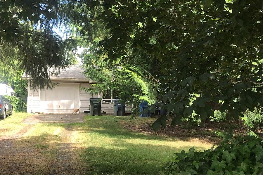 1st image of 6406 S Vista Dr E