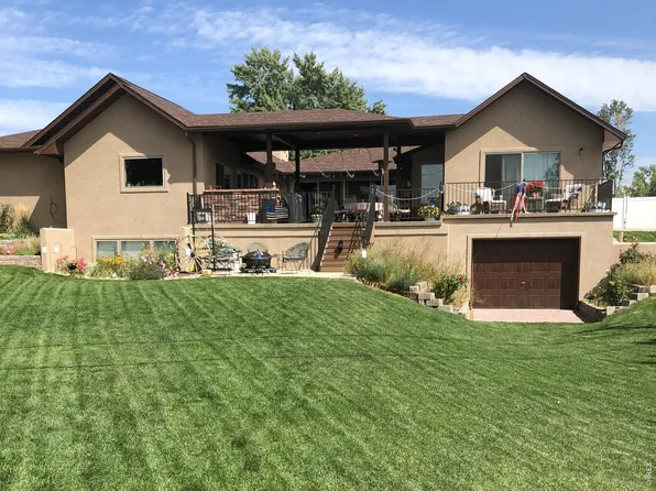 904 Engleman Pl, Loveland, CO 80538