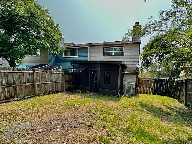 11228 Shady Glen Dr — Photo 3