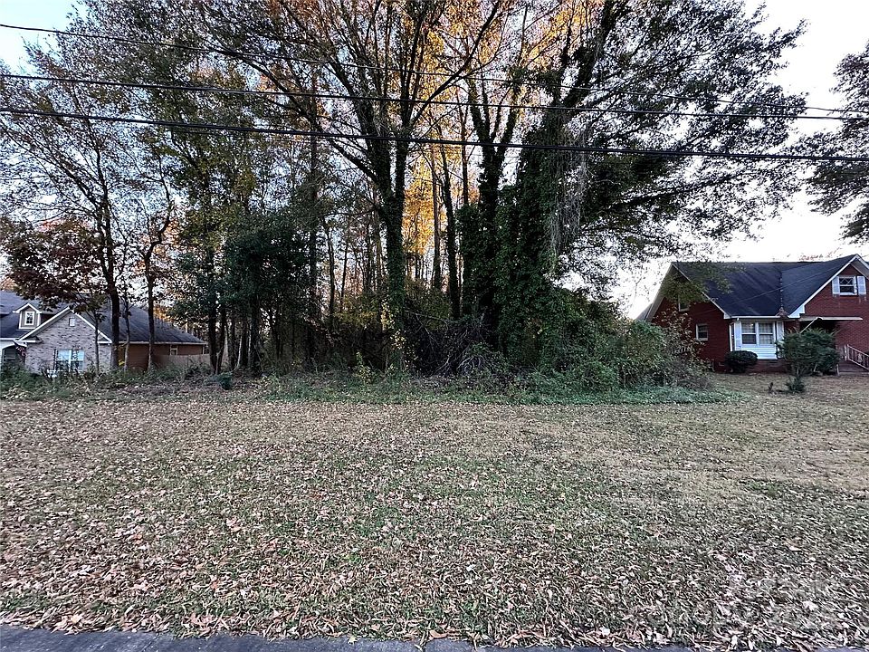 2nd image of 8616 Viola Dr