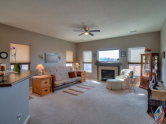 4th image of 801 6th St NE
