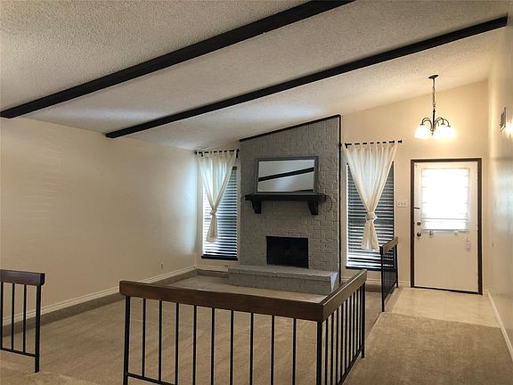 3rd image of 4236 Glen Springs Dr