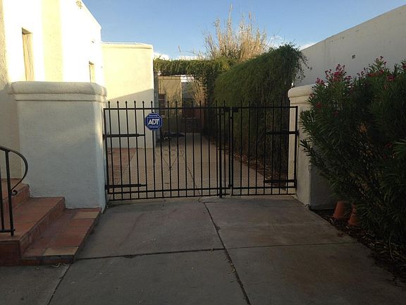 Gated yard