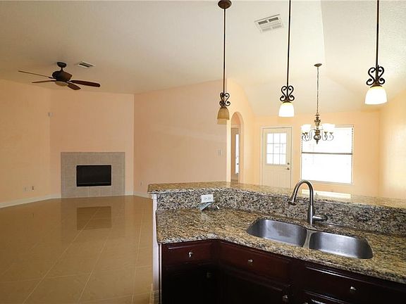 5th image of 12229 Hunters Knoll Dr