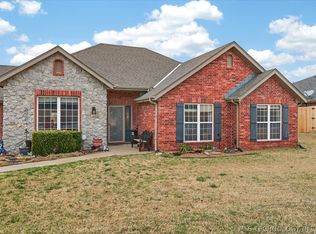 5712 Hazel Rd, Bartlesville, OK 74006