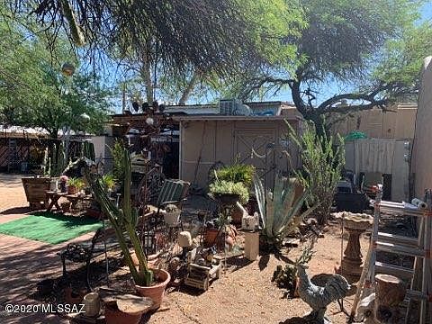 2nd image of 214 W Flores St