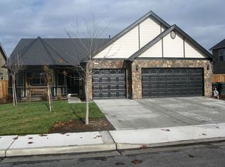 1538 Muscat Pl, Hanford, CA
