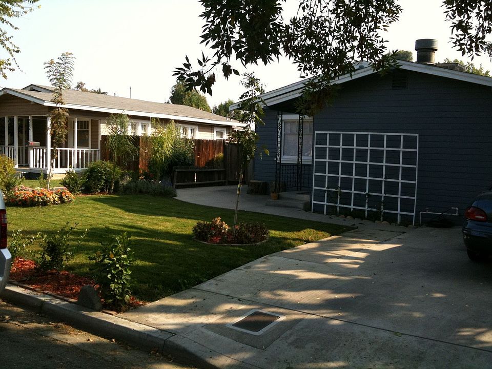 Front view of home from drive way