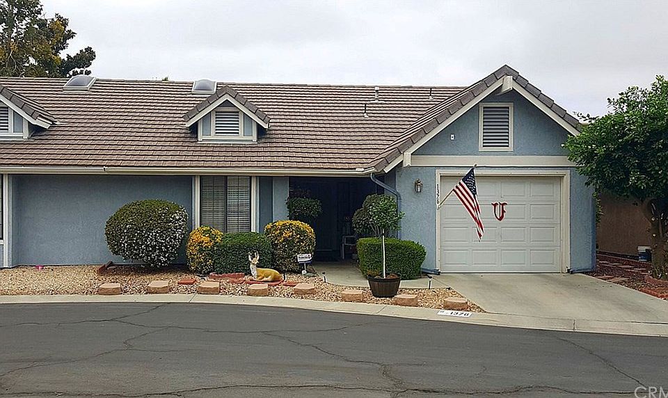 1st image of 1376 Van Buren Cir