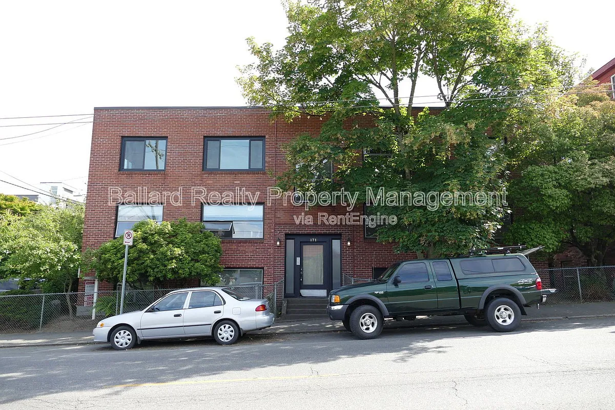 Building Photo - 171 Boston St #A