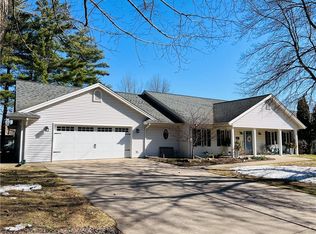 723 Pine Pl, Rice Lake, WI 54868
