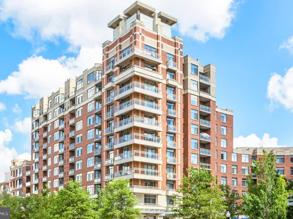 3650 S Glebe Rd Unit 339, Arlington, VA 22202