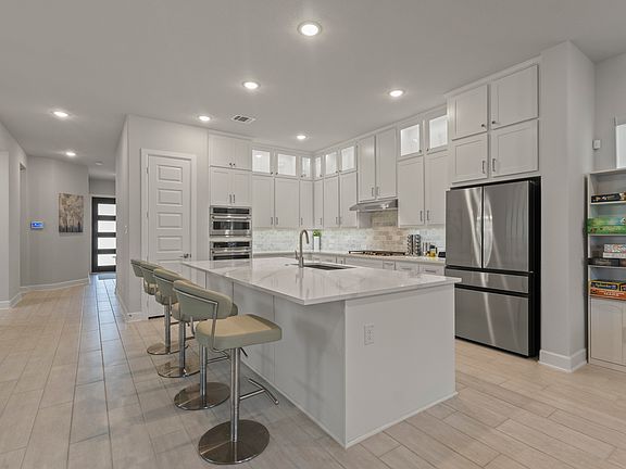 4th image of 5608 Stewarts Creek Ct