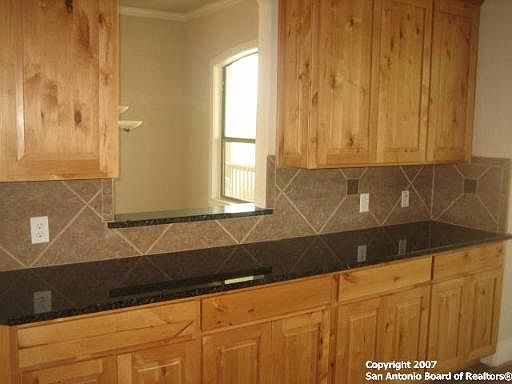 5th image of 102 SUMMER GLEN DR