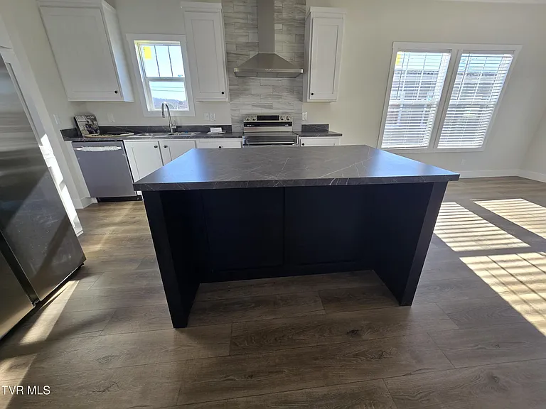 2208 Oak St — Photo 11