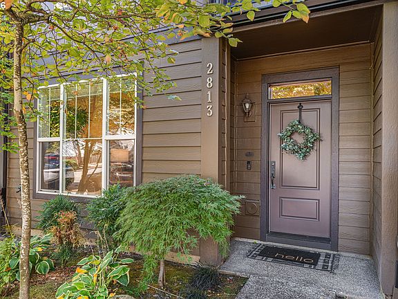 3rd image of 2813 SE 16th Ave #9