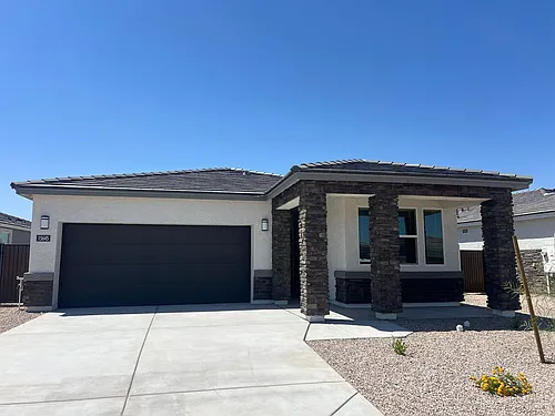 15645 W Desert Hollow Dr Photo 1
