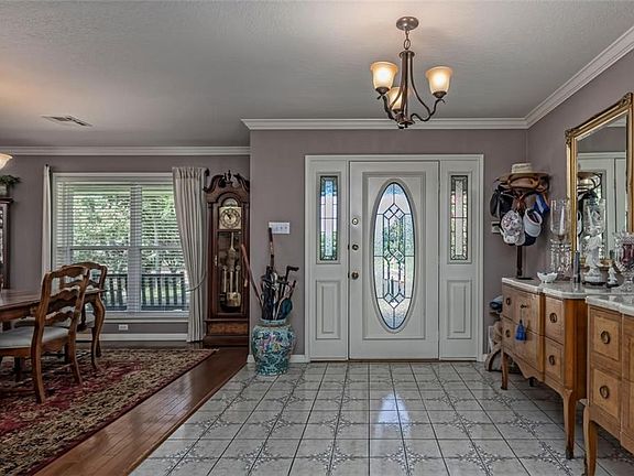 5th image of 219 Westlane Cir