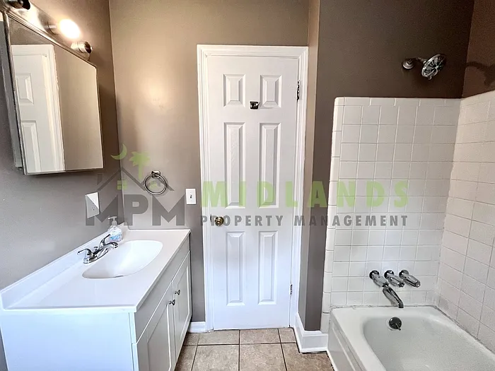 137 Miranda Rd — Photo 24