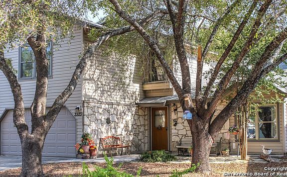 2nd image of 3323 Tree Grove Dr