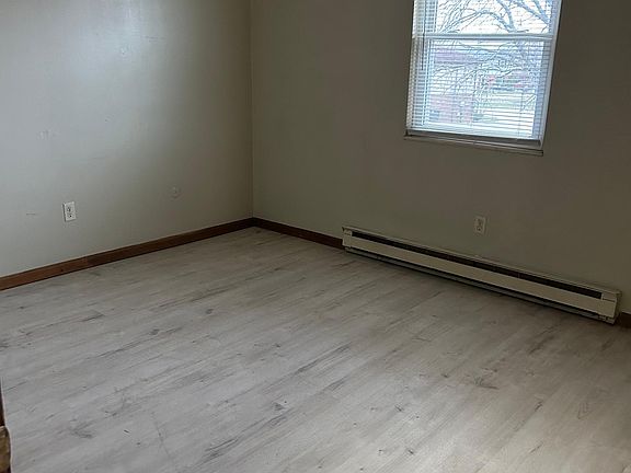 4th image of 1211 Redbluff Dr #1