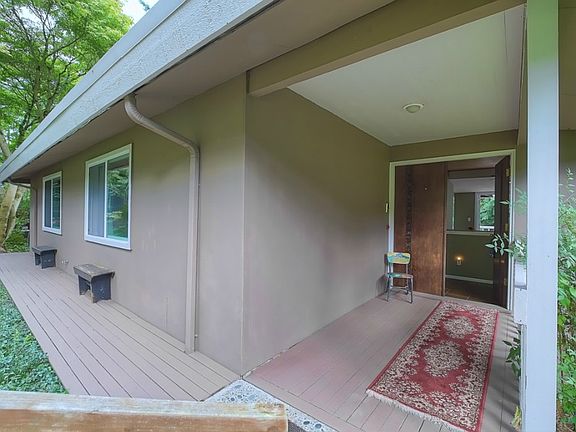 4th image of 248 129th Ave NE