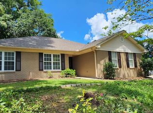 598 Stonehouse Rd, Tallahassee, FL 32301