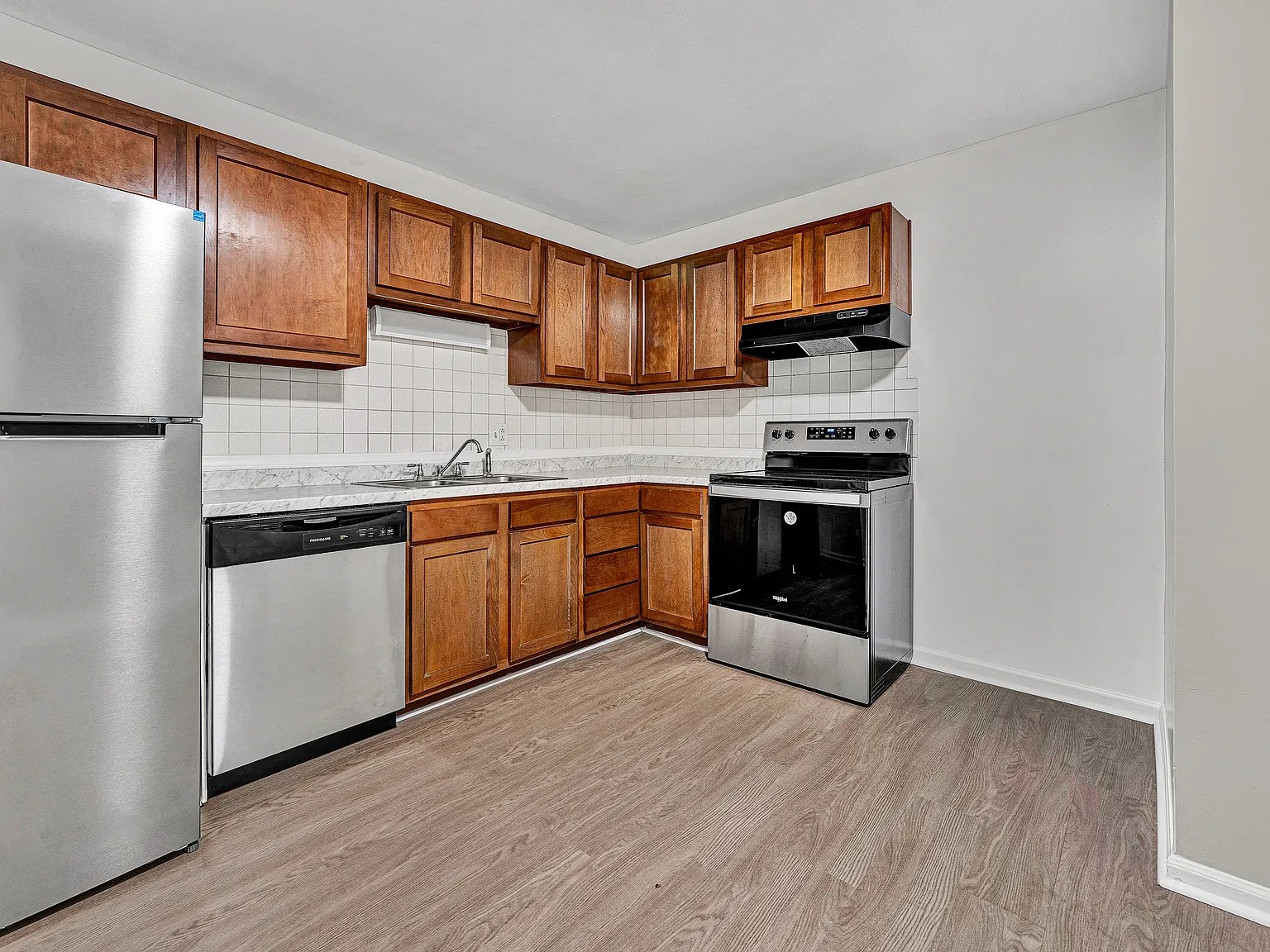 Flats at Glade Creek — Photo 2