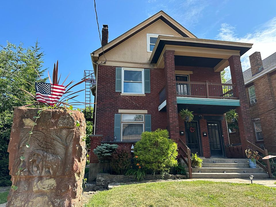 1st image of 927 Rogers Pl