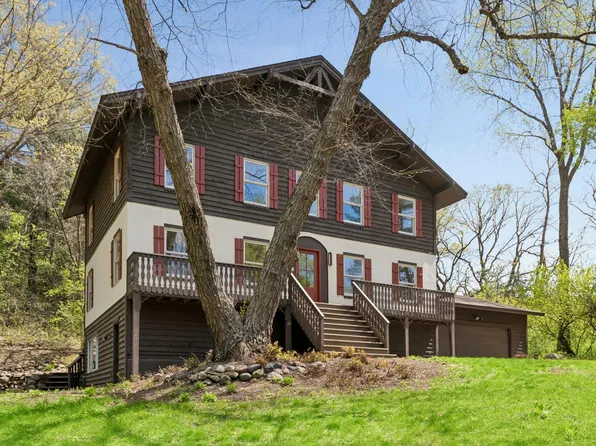 1323 Strawberry Hill Rd S, Afton, MN 55001
