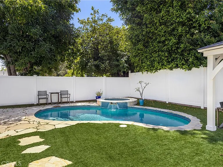 11610 Chiquita St — Photo 24