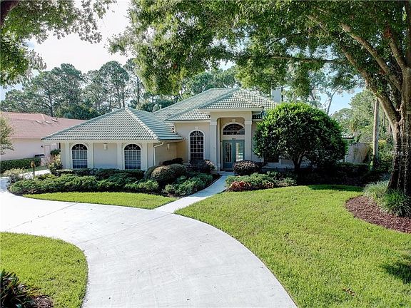 3rd image of 328 Tersas Ct
