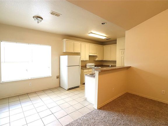 4th image of 9312 Cynthia Ct