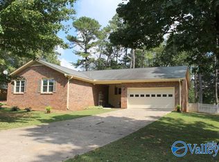 141 Wedgewood Terrace Rd, Madison, AL 35757