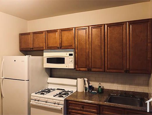 1st image of 68 1st St #4F