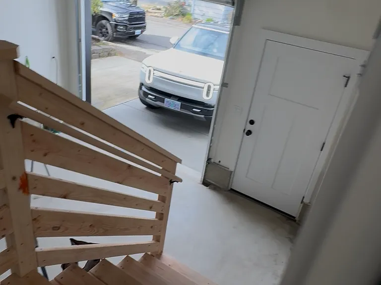 221 Avenue I — Photo 15