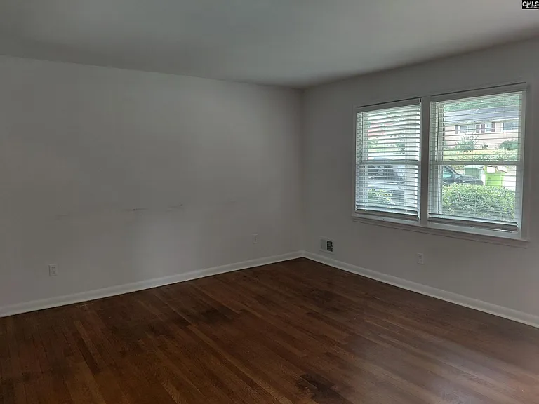 224 Hickory Ridge Dr — Photo 5