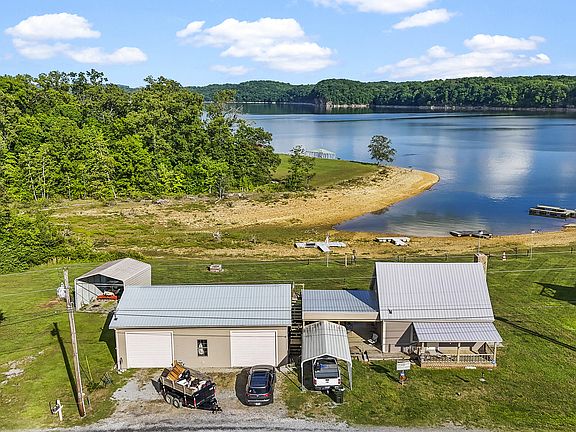 4th image of 125 Island Harbor Ln