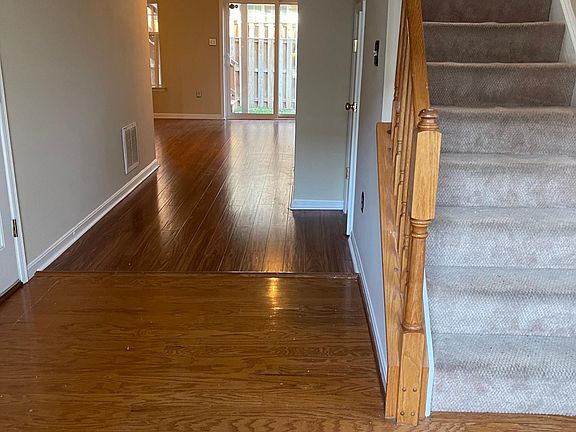 5th image of 14212 Legend Glen Ct