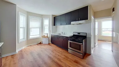 121 George St #2R Photo 1