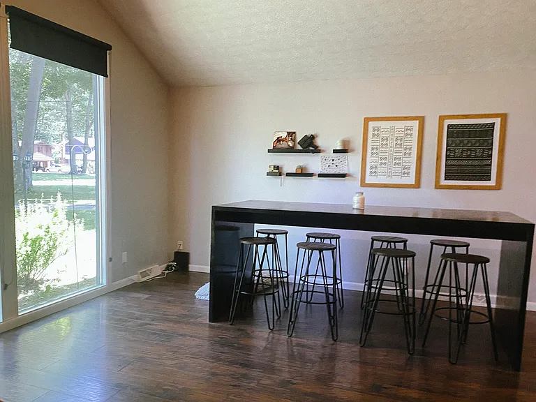 5798 Dorrwood Dr — Photo 2