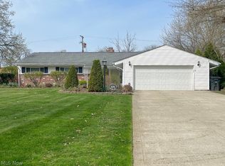 5179 Dogwood Trl, Lyndhurst, OH