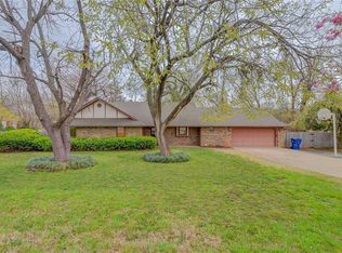 100 Todd Estates Dr, Chickasha, OK 73018