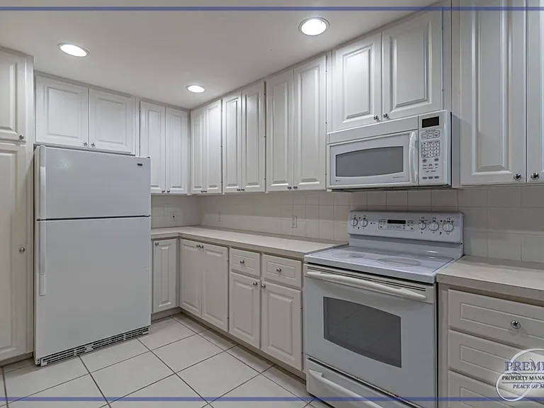 28576 Alessandria Cir — Photo 5