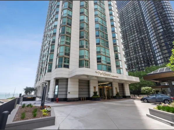 195 N Harbor Dr APT 4305, Chicago, IL 60601