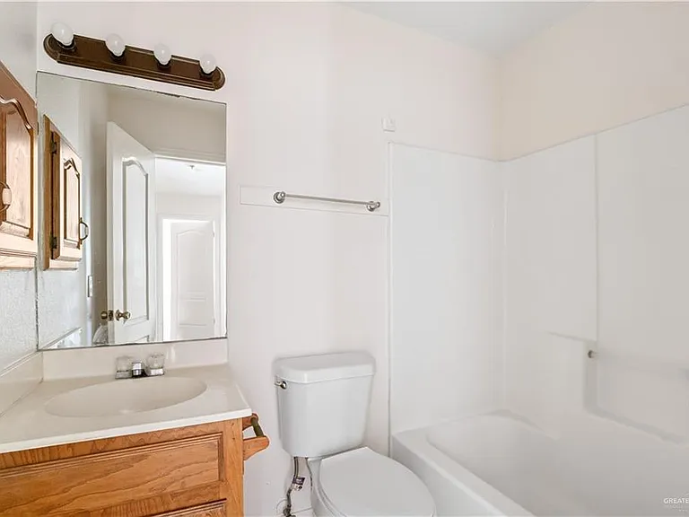 4006 N Inspiration Rd #3 — Photo 11