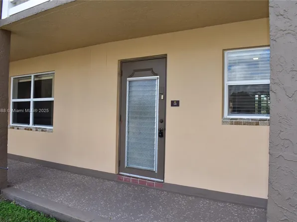 9370 Sunrise Lakes Blvd APT 109, Sunrise, FL 33322